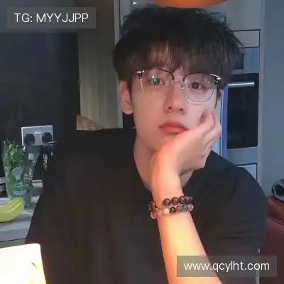 滑昊章